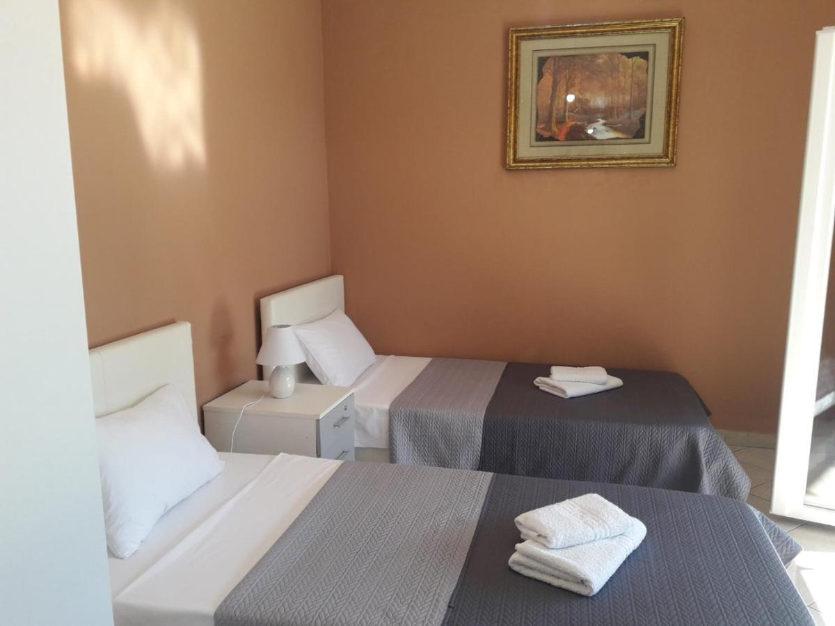 Villa Elina House à Nikiti  Extérieur photo